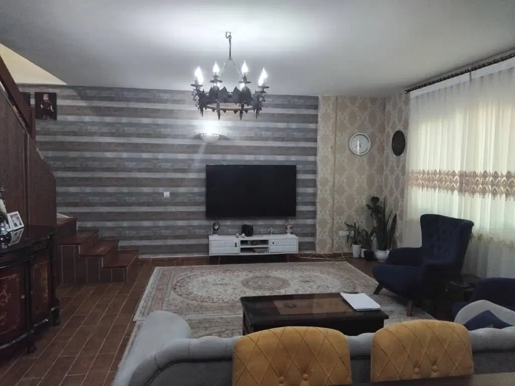 دو خوابه تراس بزرگ خیابان شمشاد