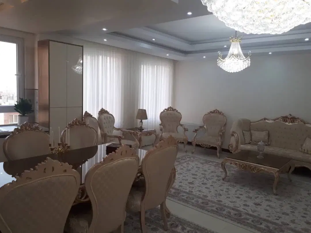 ۱۴۲ متر الاله شرقی فول تهاتر در الاله شرقی کوچکتر