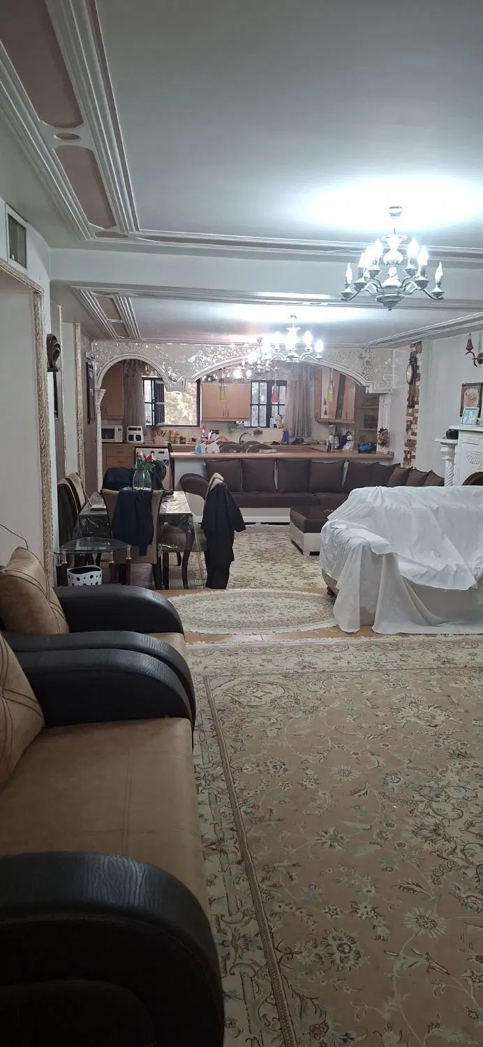 فروش منزل  ۲۰۰ متری  صدرا