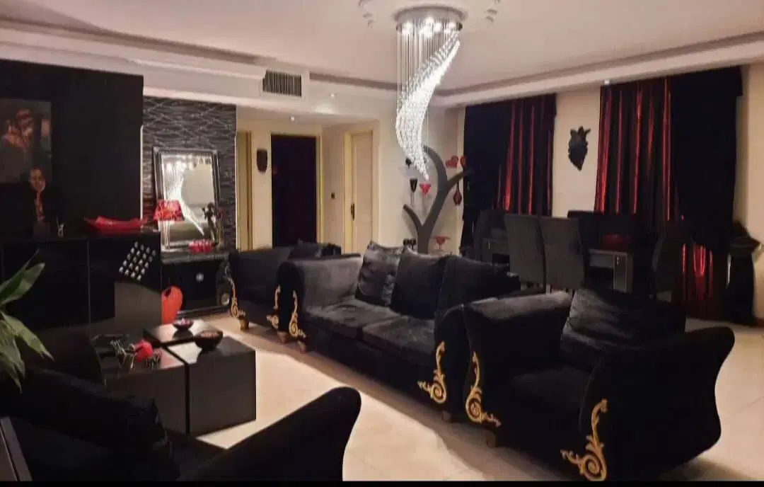 ۸۵ متر خوش نقشه و بازسازی شده
