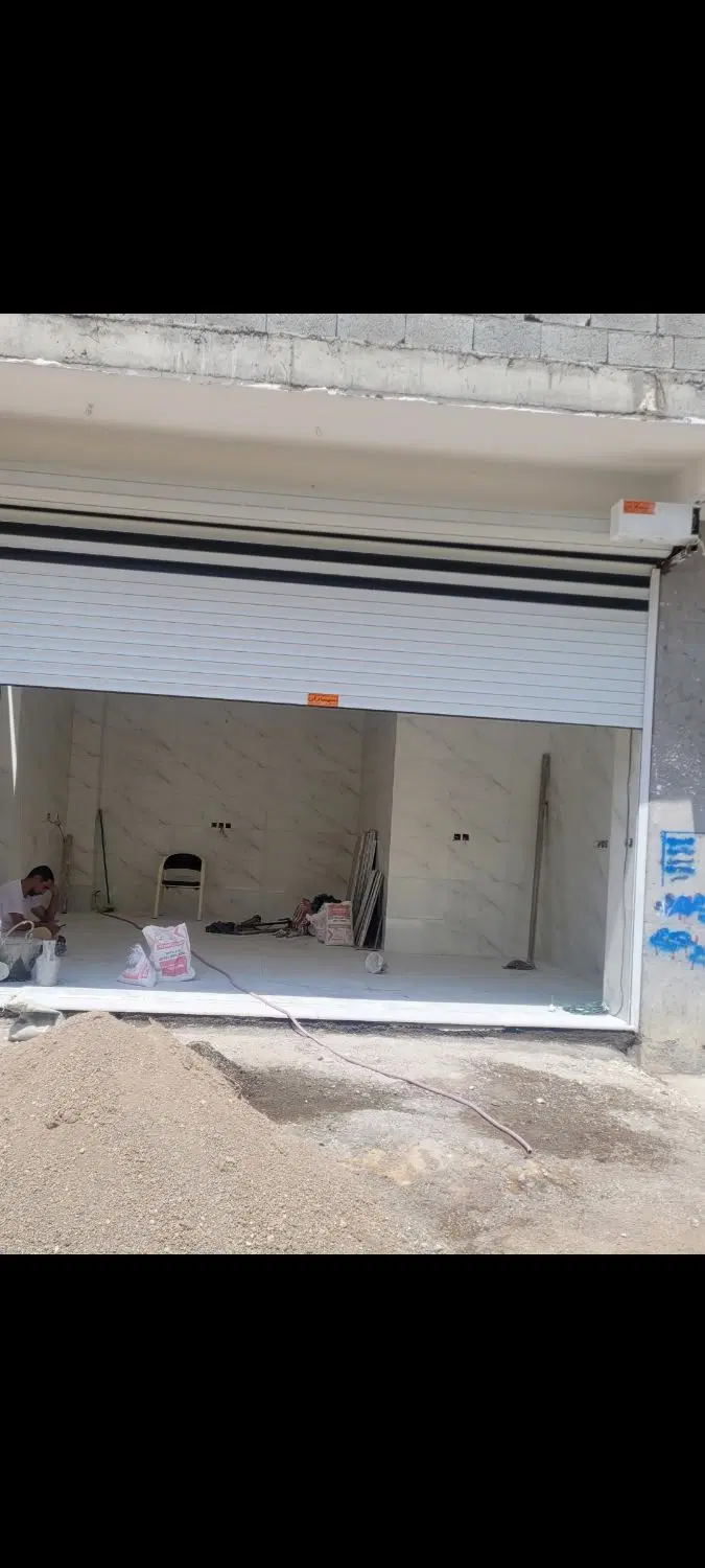 فروش ملک تجاری مسکونی نیمه کاره پونک بازارچه