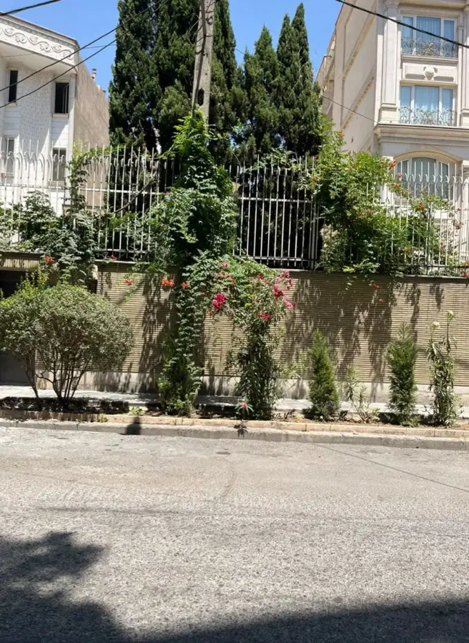 فروش ویلایی پشت قواره خ حامدی (مهدیه)