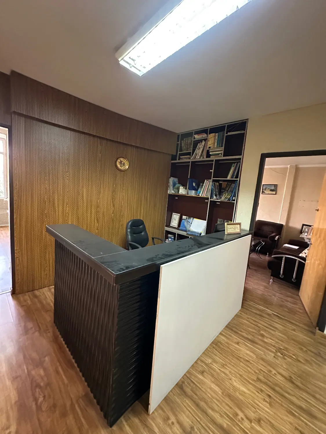 مسکونی با کاربری اداری بر اصلی خیابان امیرکبیر