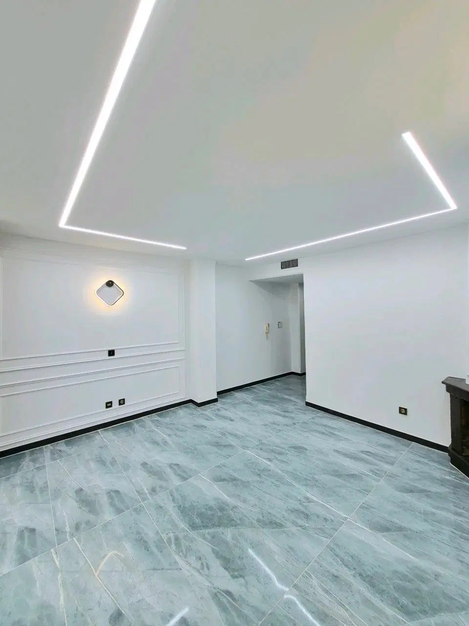 ۵۳مترتکخواب_سالن پرده خور_پارکینگ وانباری_سندتکبرگ