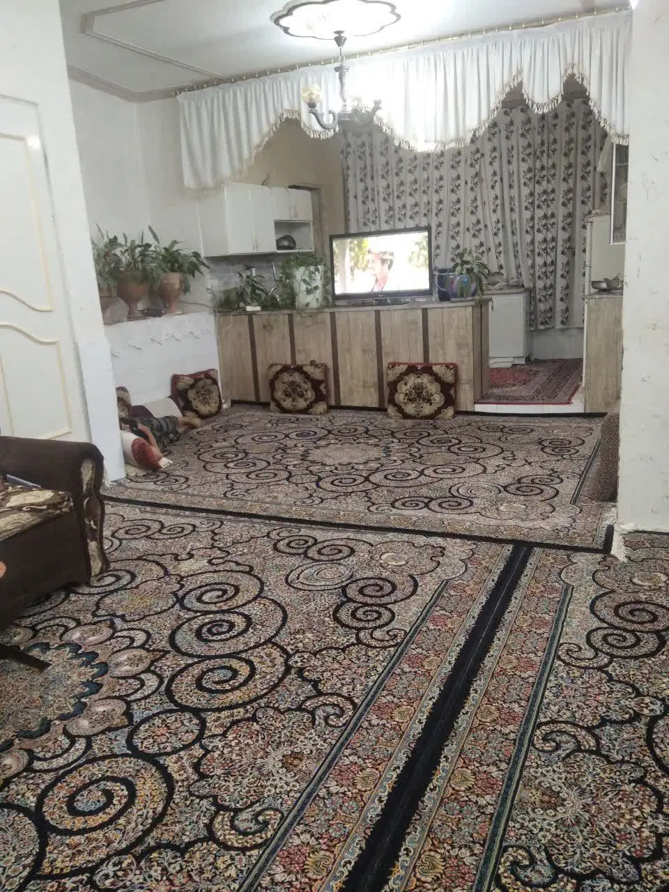 خانه همکف فروشی بلوار مدرس 3 میلیارد