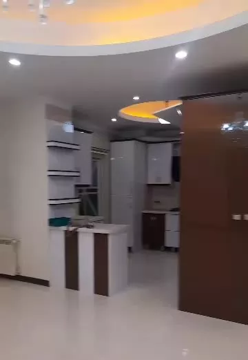 آپارتمان ۱۲۱ متری