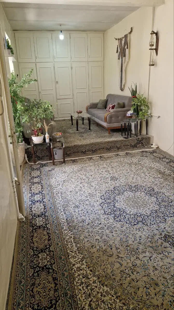ویلایی برِ نستوه