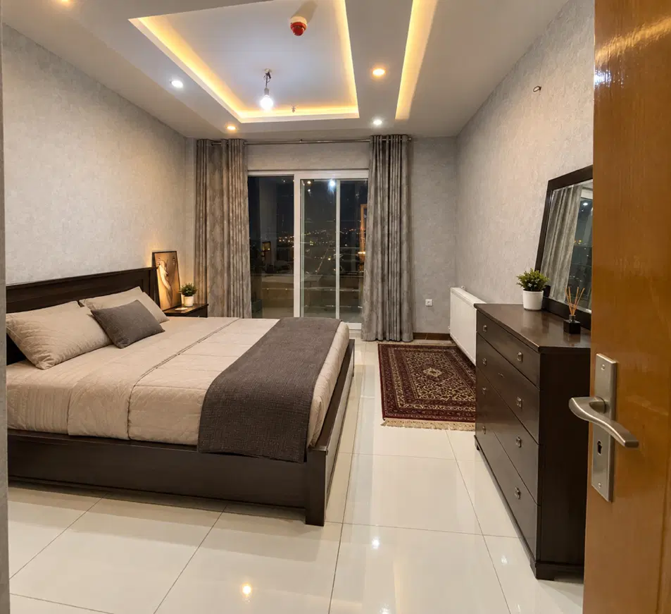 فروش واحد سه خواب شیک و تمیز