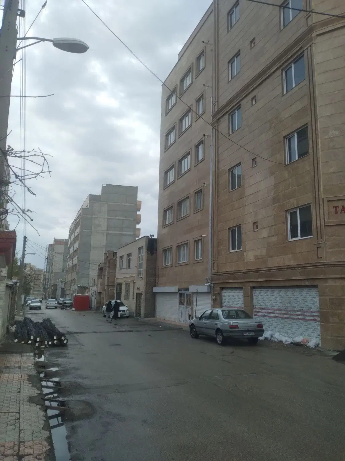 آپارتمان نوساخت خاتم النبی (کوچه جانبازان)