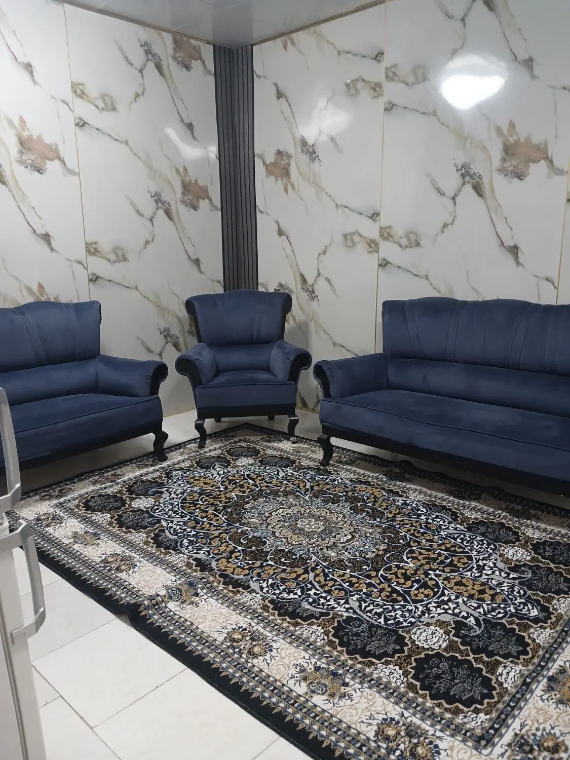 سویت ویلایی همکف پارکینگ داره