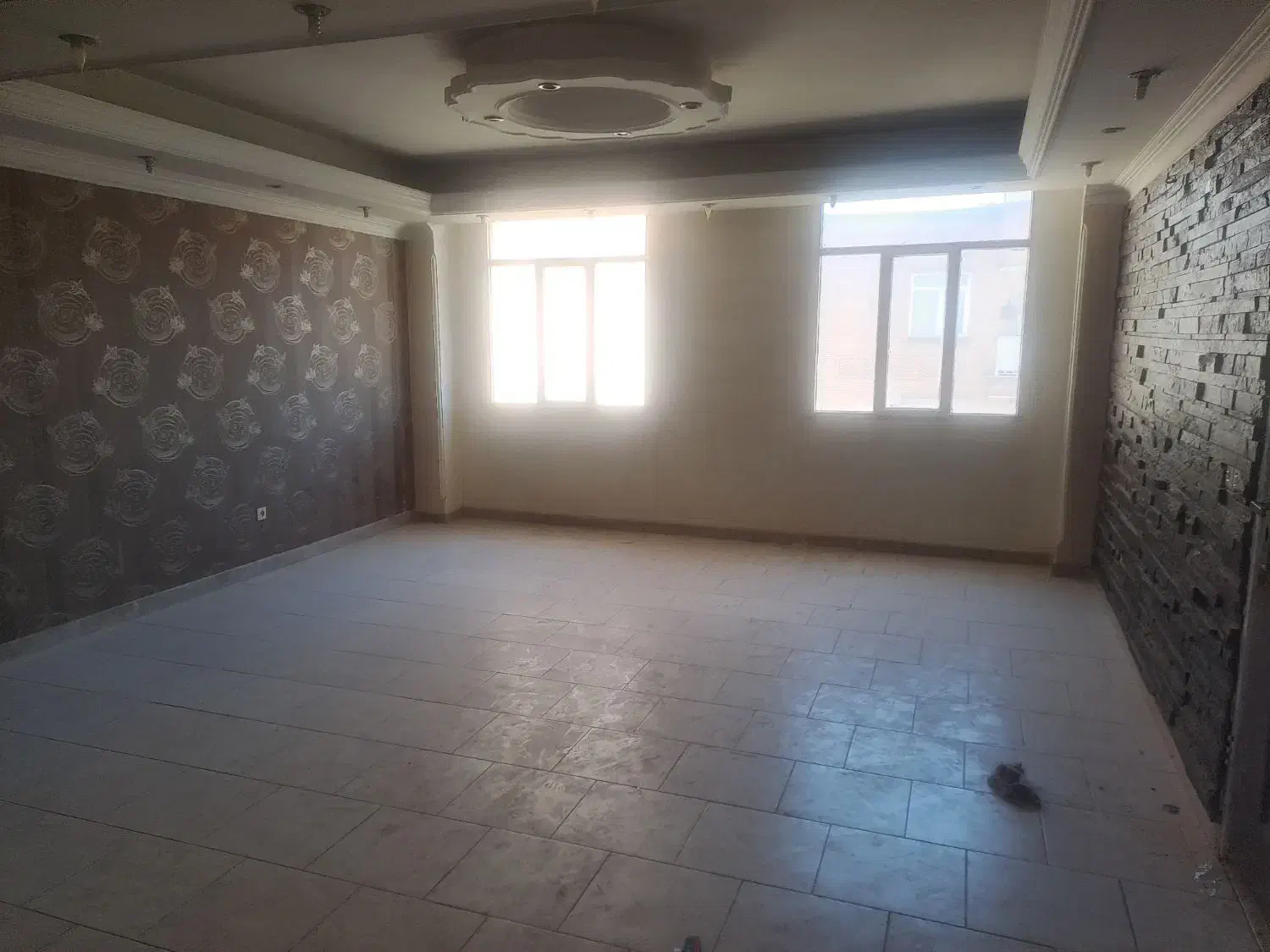 اپارتمان تک واحدی