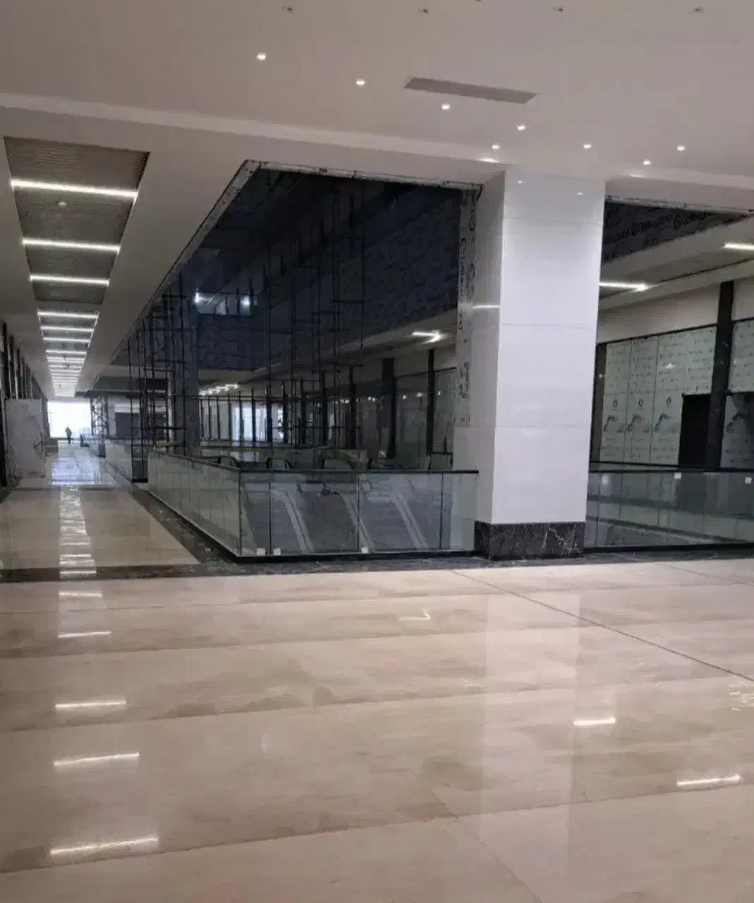 ۳۲ متری تهران مال_چیتگر