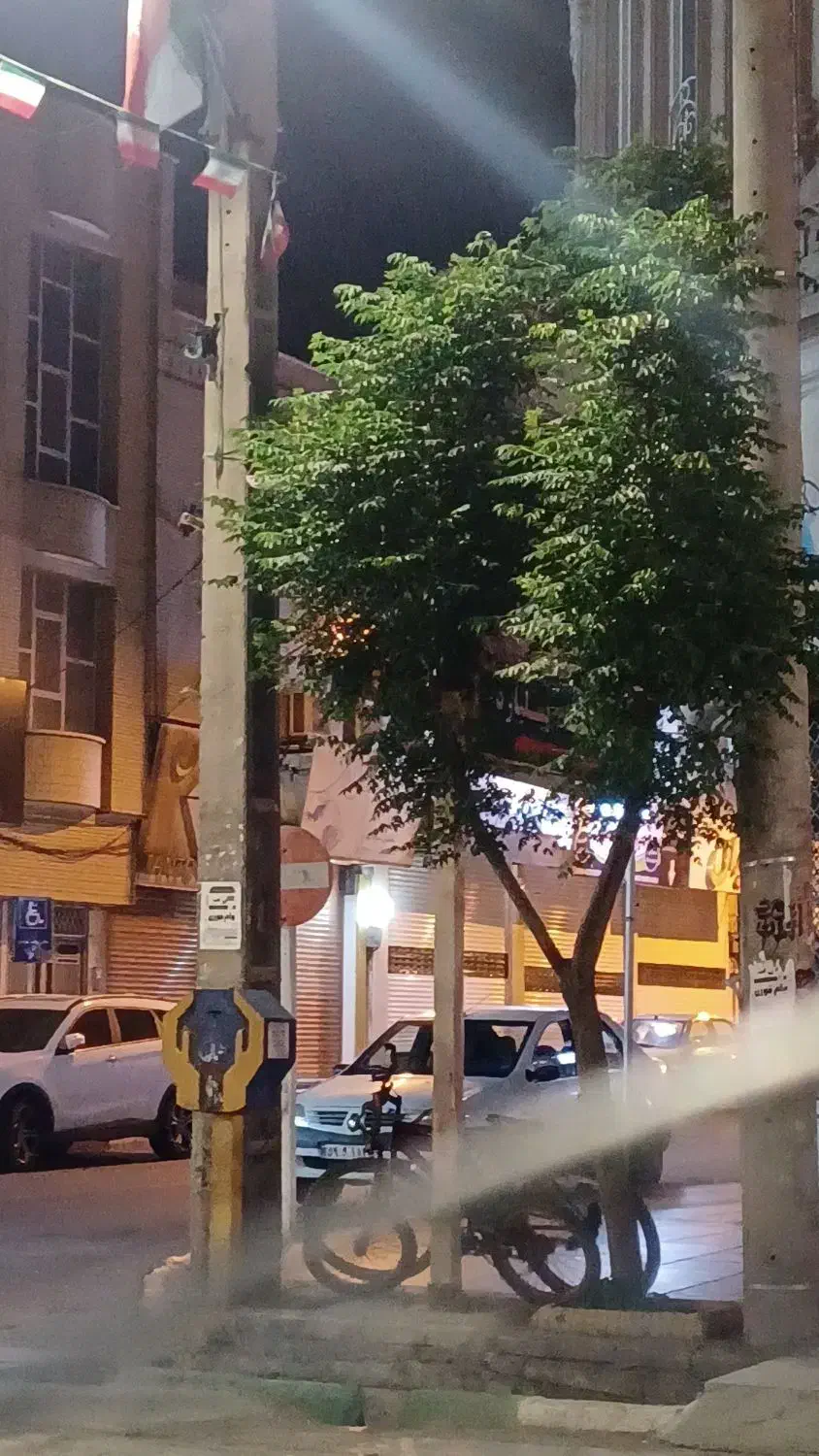 زمین ۱۶۴متر وحدت