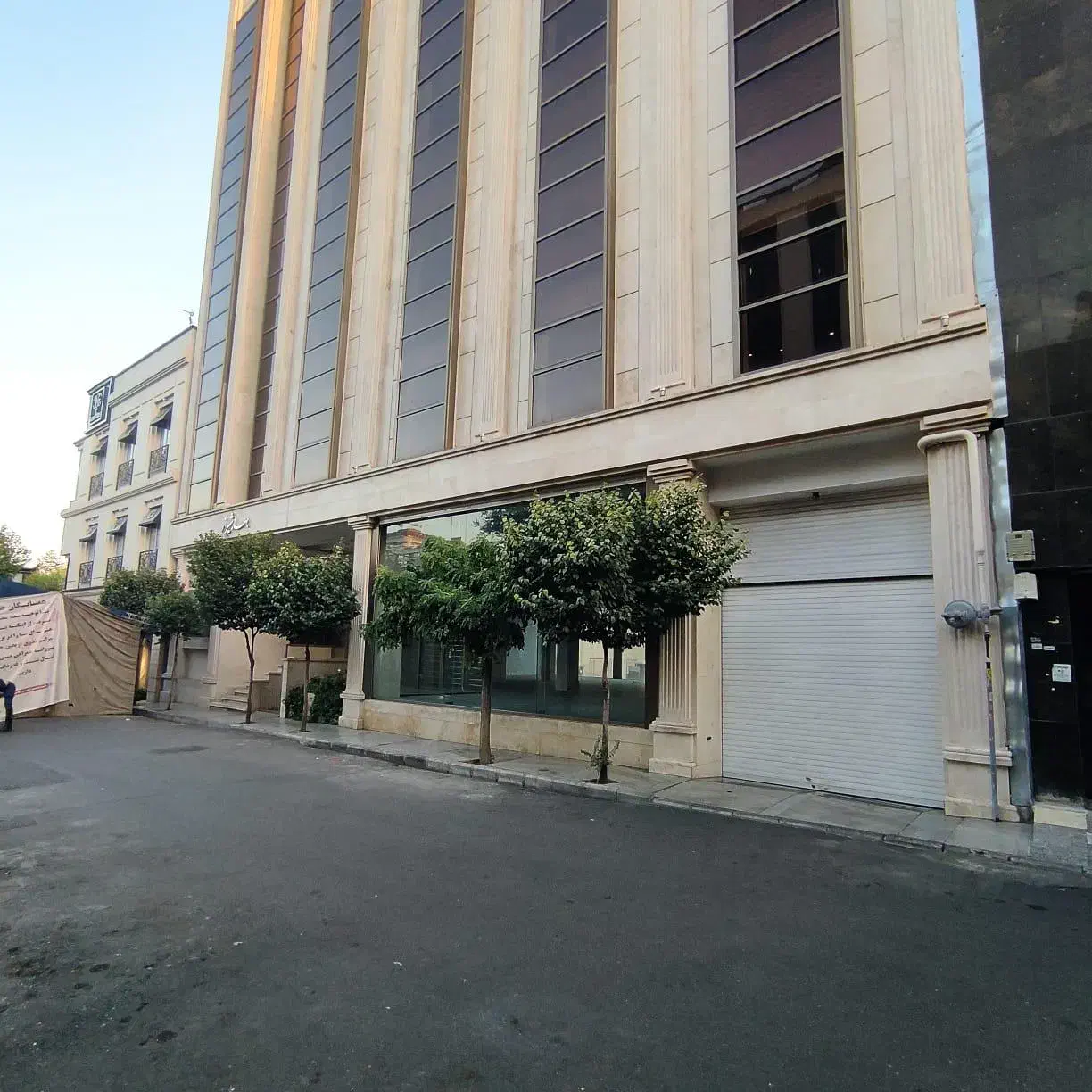 312 متر تجاری