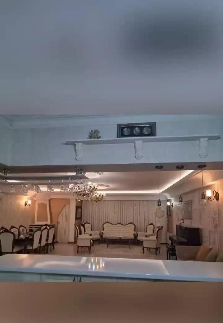 آپارتمان ۱۸۰متری صفر سه خواب فول امکانات