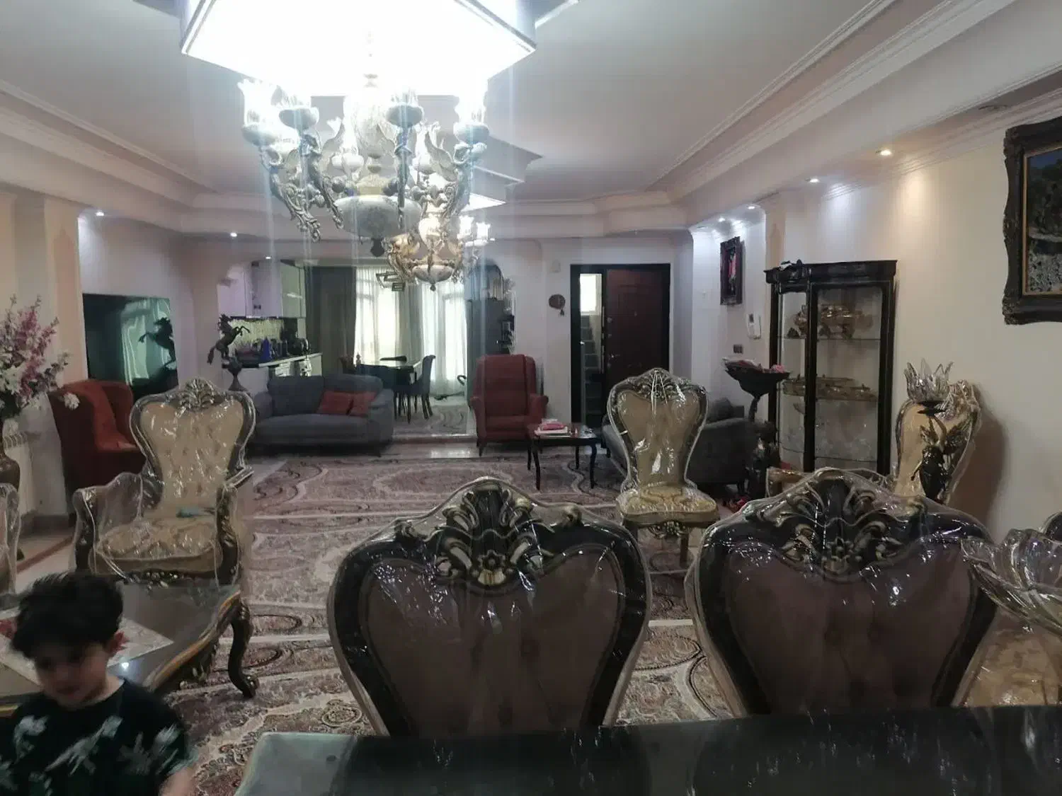 اجاره آپارتمان۱۳۵متری در فردوس