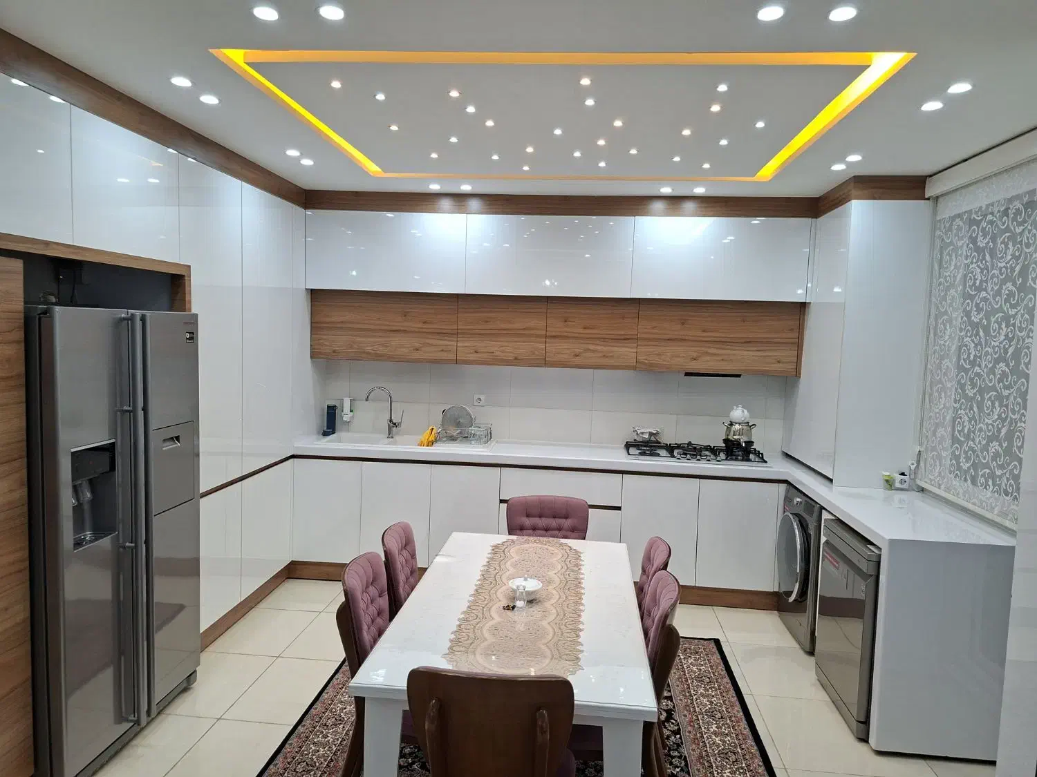 فروش آپارتمان سه خوابه ویلا شهر