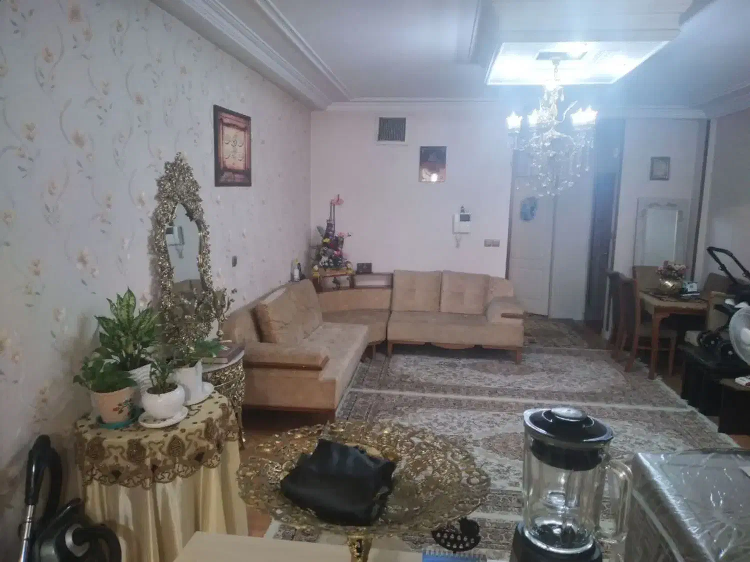 فروش یک واحد آپارتمان ۶۴ متری