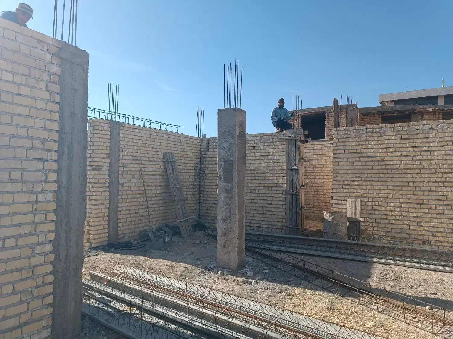 پیش فروش واحد ۲۰۰ متری سه خواب