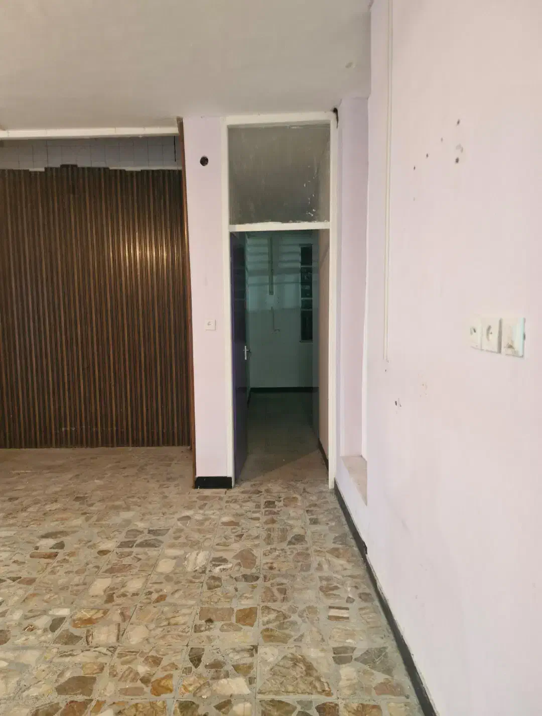 ملک پزشکی  اداری تجاری ۶خوابه