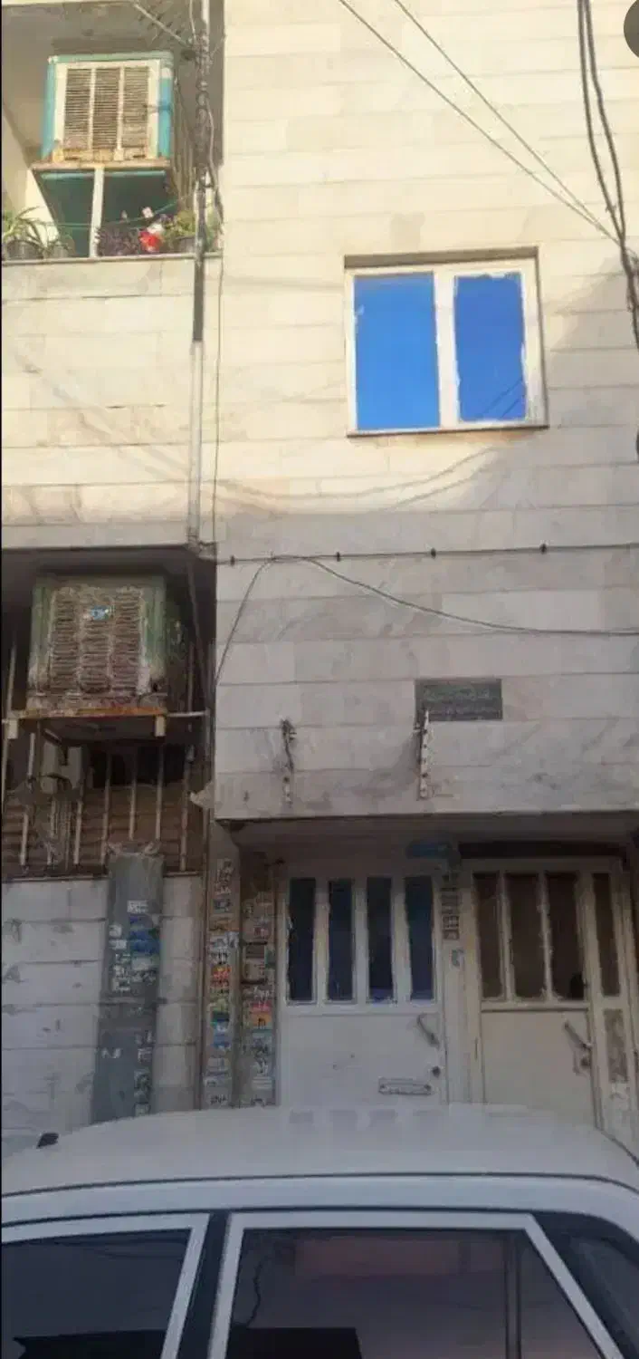 واحد ۴۷ متری در باقرشهر