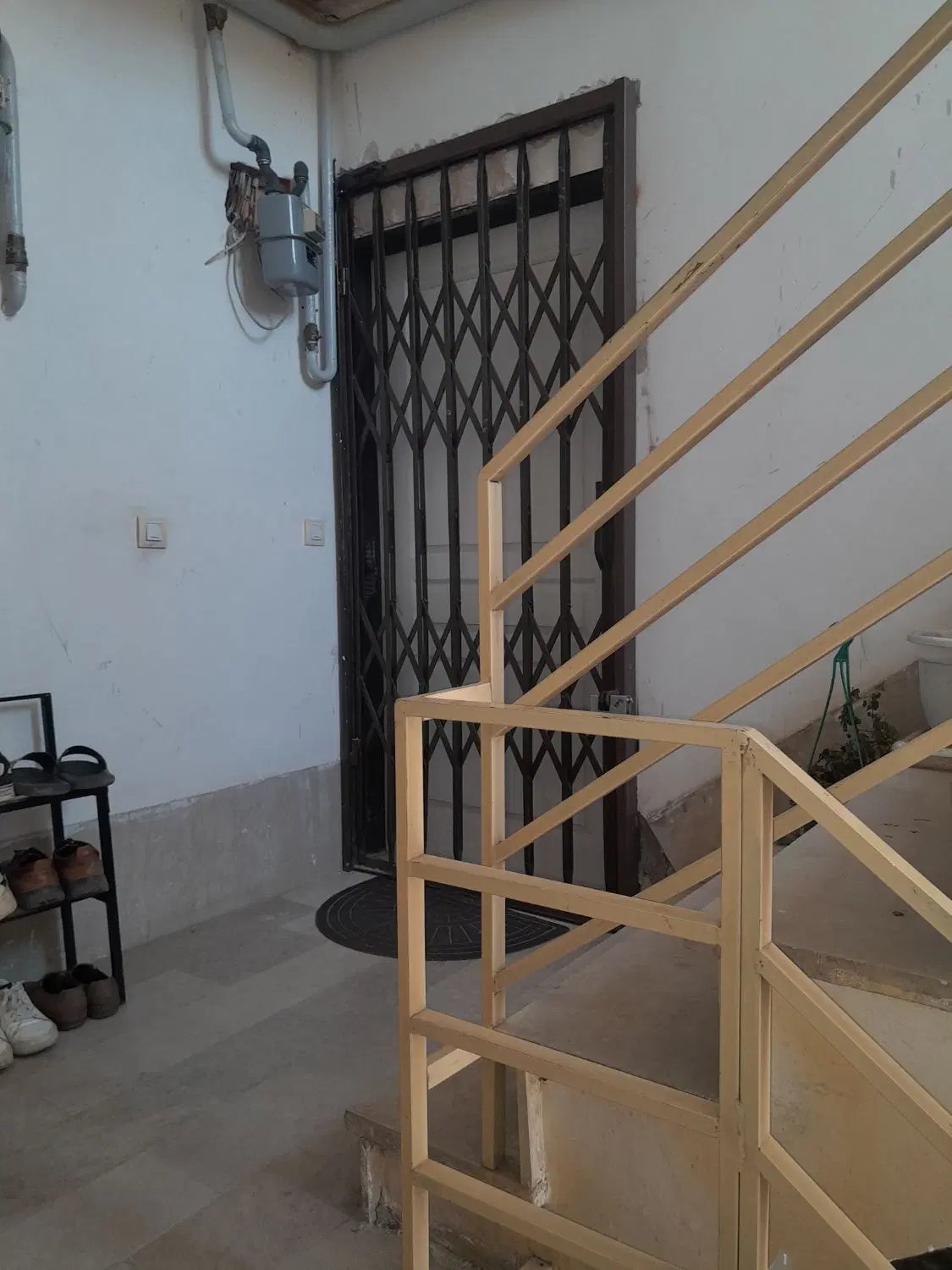 فاز ۴ نزدیک مترو وام تسویه