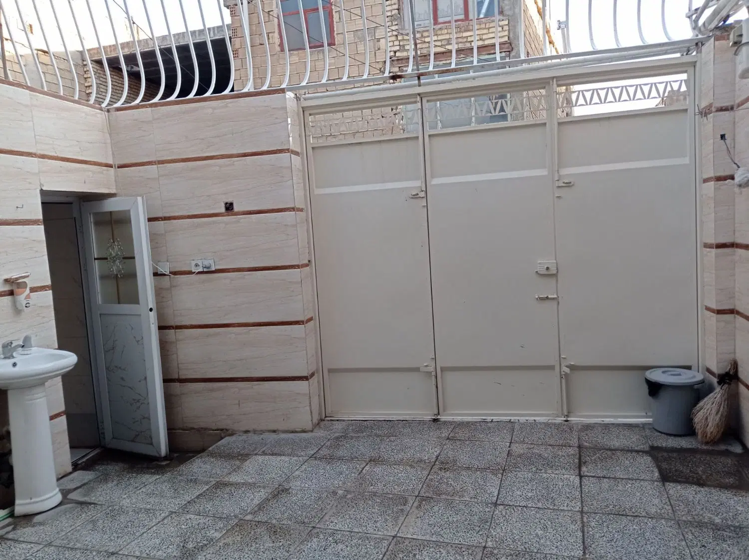 فروش منزل مسکونی