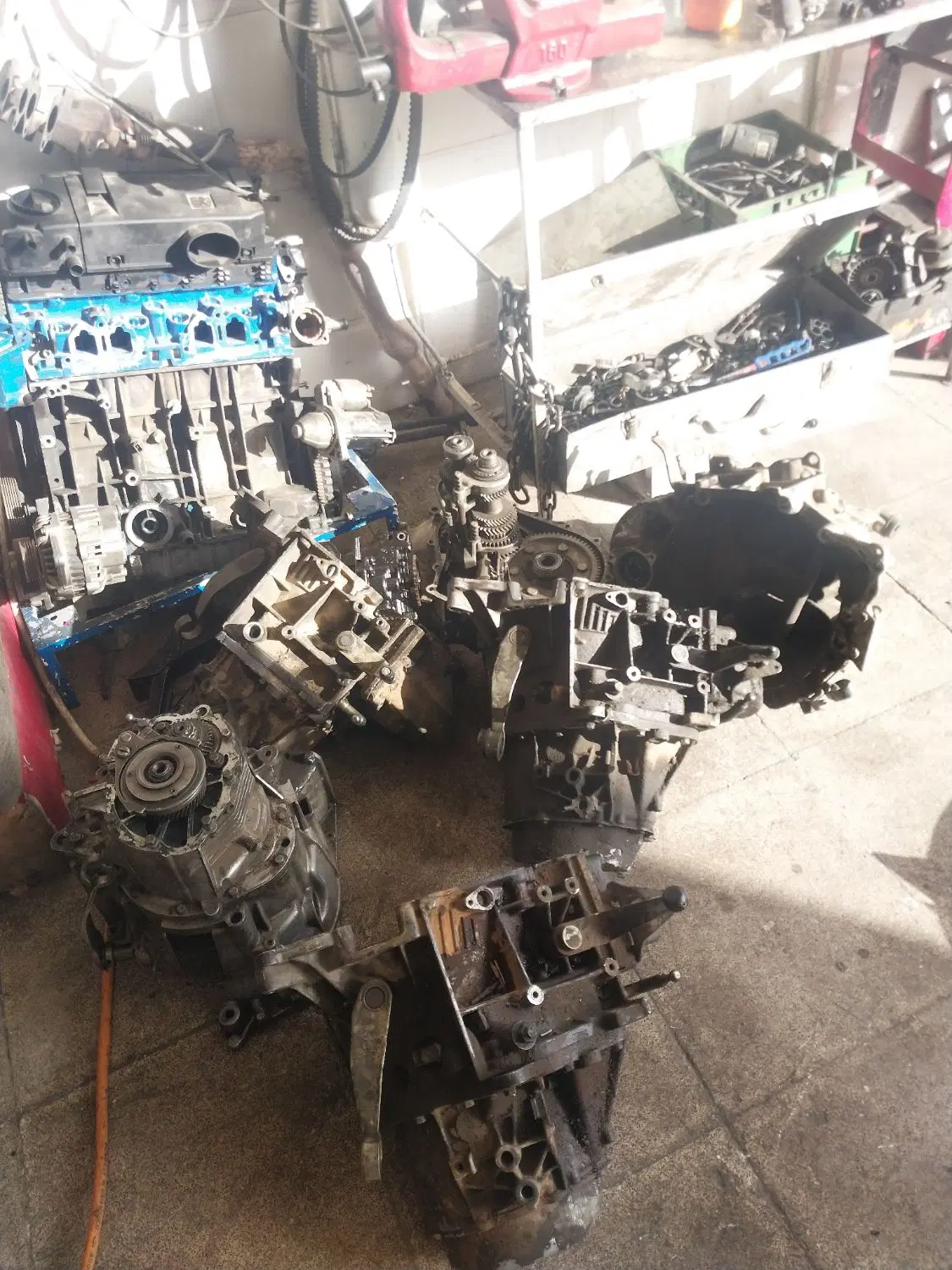 نیازمند مغازه مکانیکی