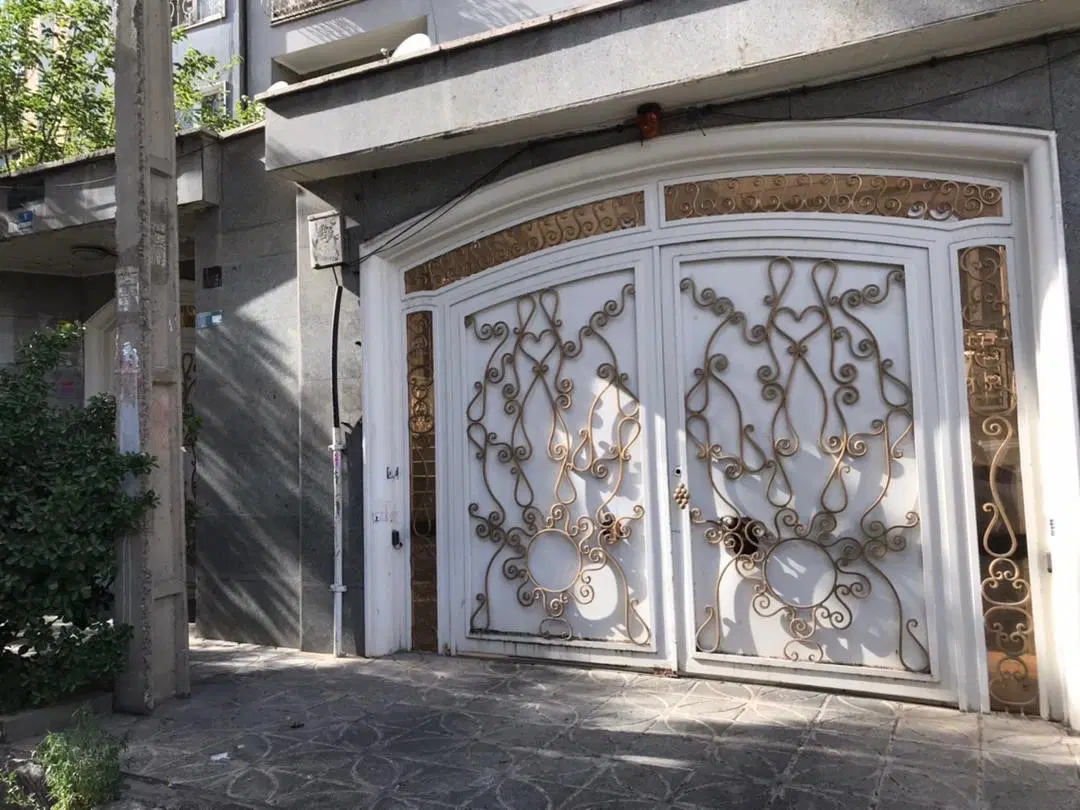 ۳۳۰ متر جنوبی  مشارکت در ساخت شهرک بهاران