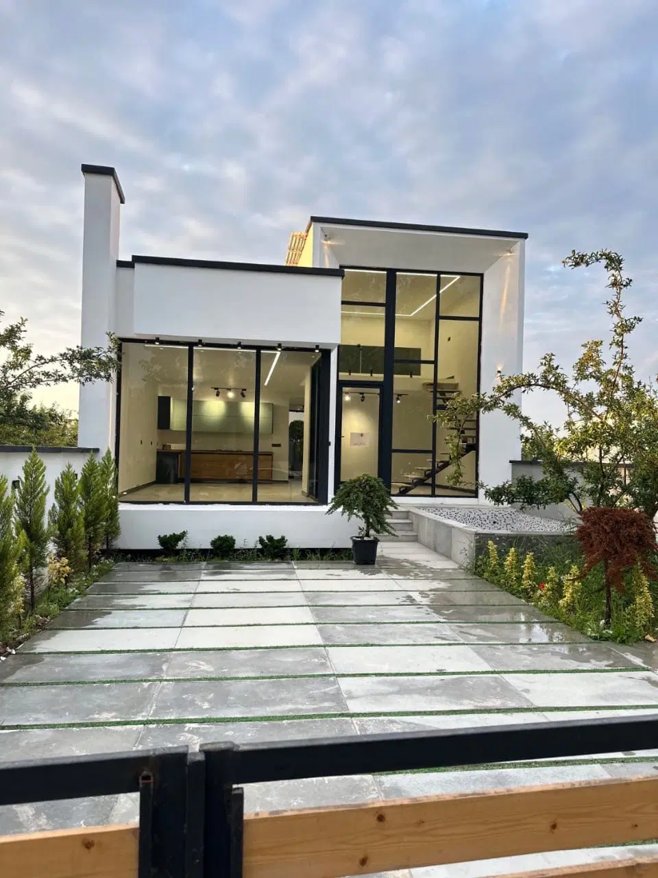 مشارکت در ساخت خیابان توحید
