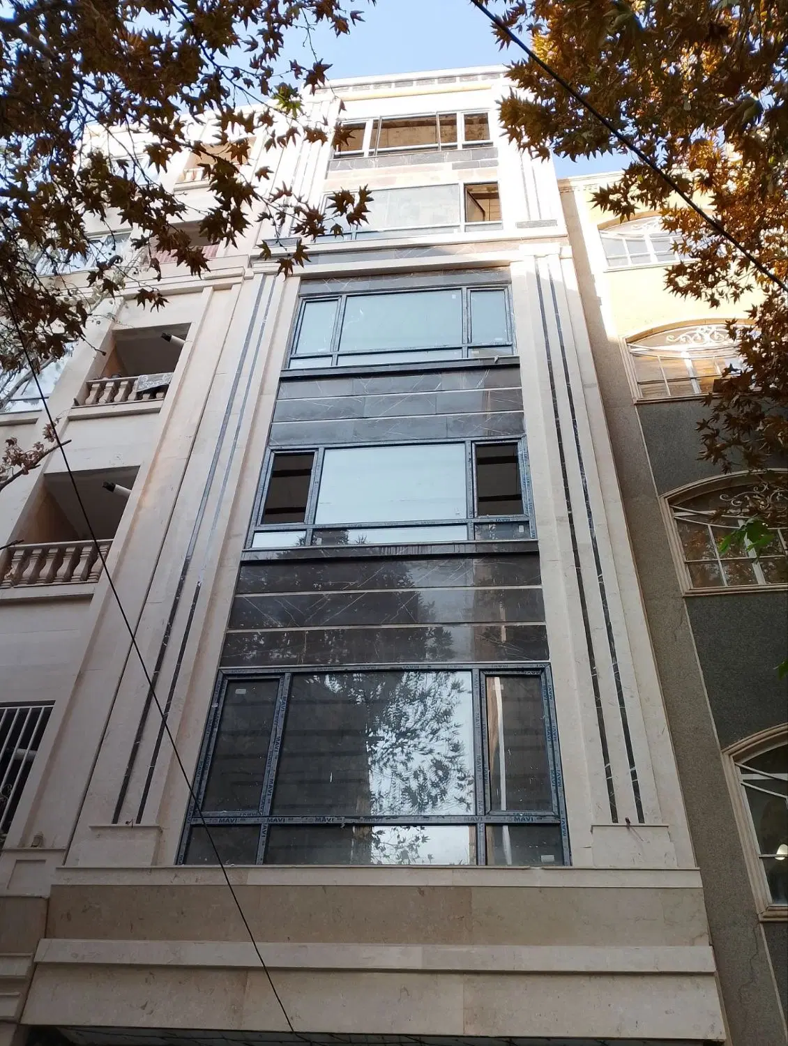 آپارتمان ۹۰متر_دورقاب نما شده
