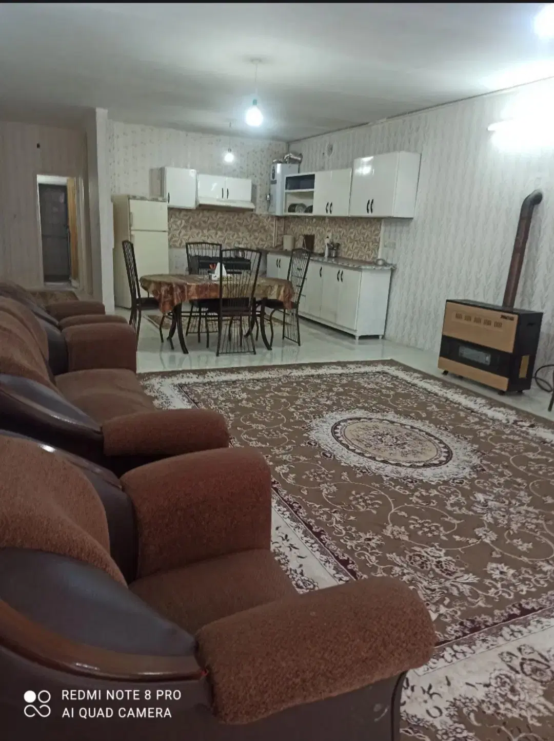 سوییت همکف ویلای دربست طبرسی پارکینگ
