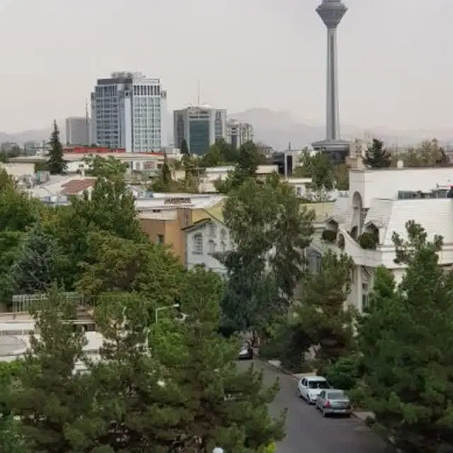 آپارتمان 164متری 100میلیادر تومان