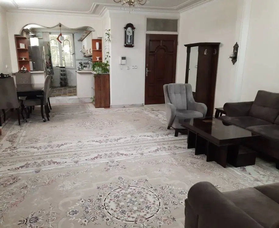 آپارتمان ۷۹ متری دارای انباری سندی ۱۱ متر