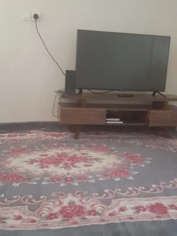همخونه خانم میخام