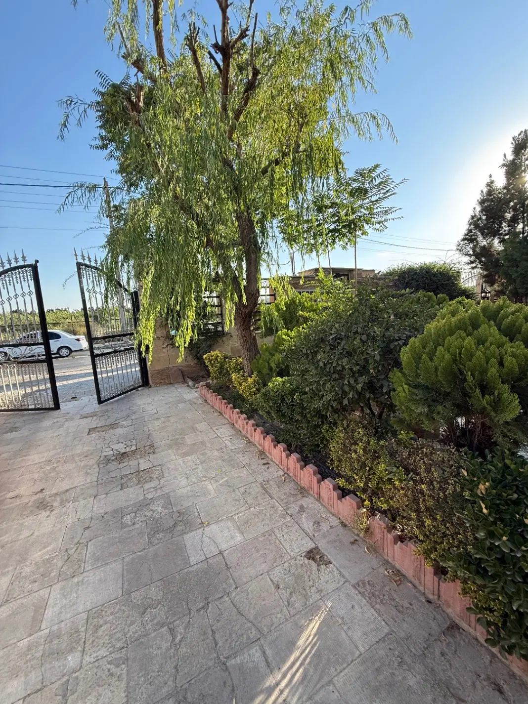 ۱۴۳ متر _ دو نبش _ ویو ابدی باغ شمس