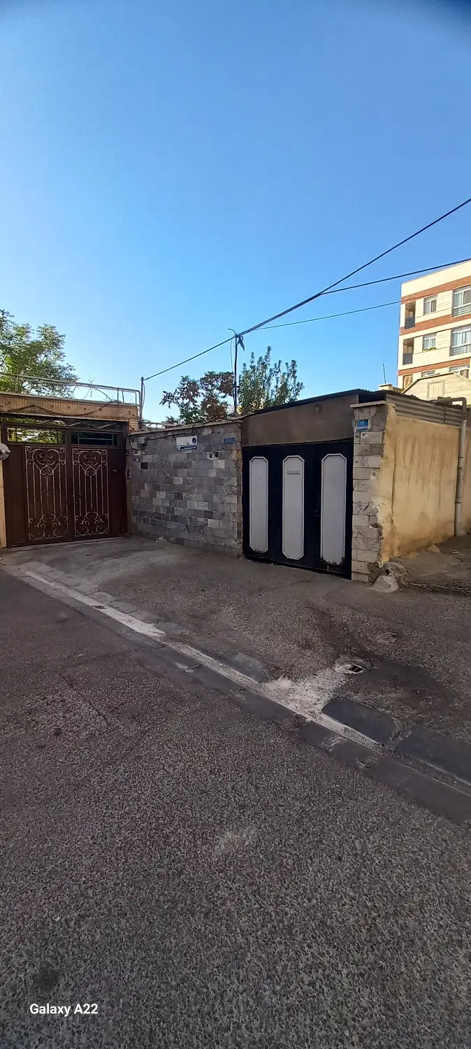 ۵۰ متر کلنگی مناسب سرمایه گذاری و تجمیع با همسایه