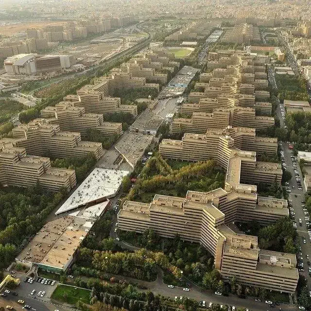 شهرک اکباتان ۱۴۳ متری سه خواب استاندارد