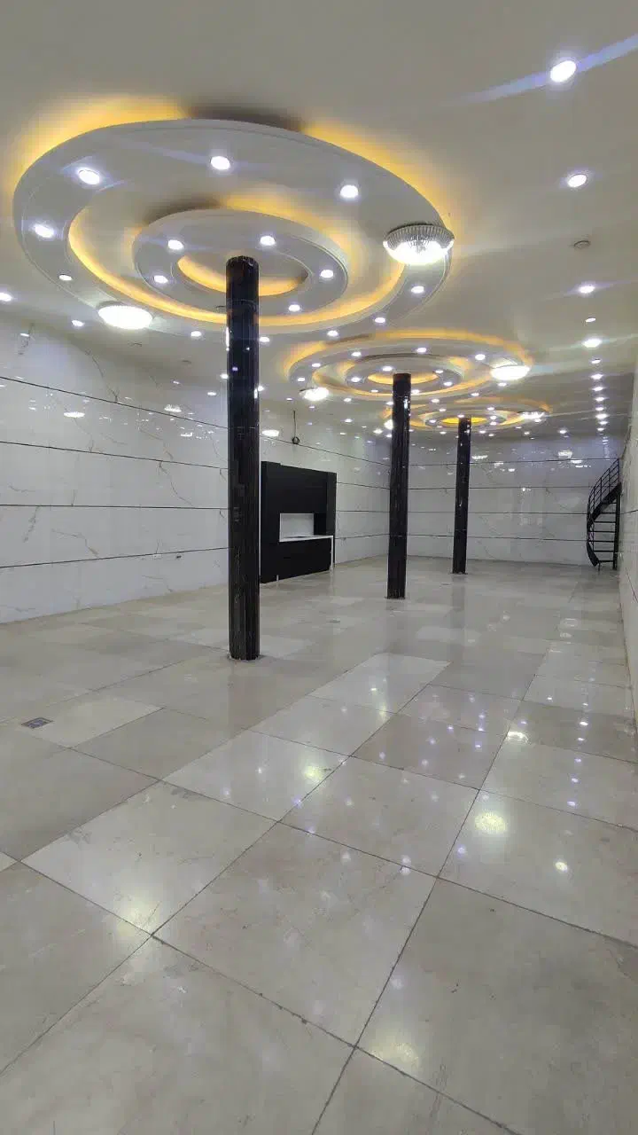 اجاره مغازه ۲۰۰ متری بر جاده ساوه