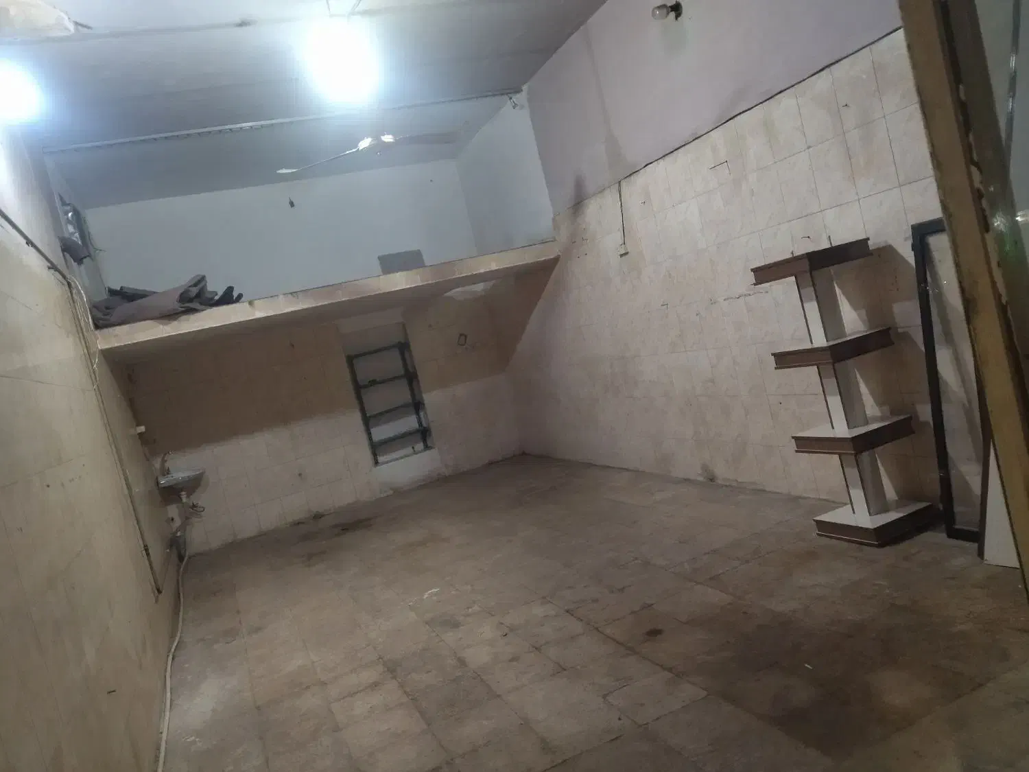 مغازه برای اجازه