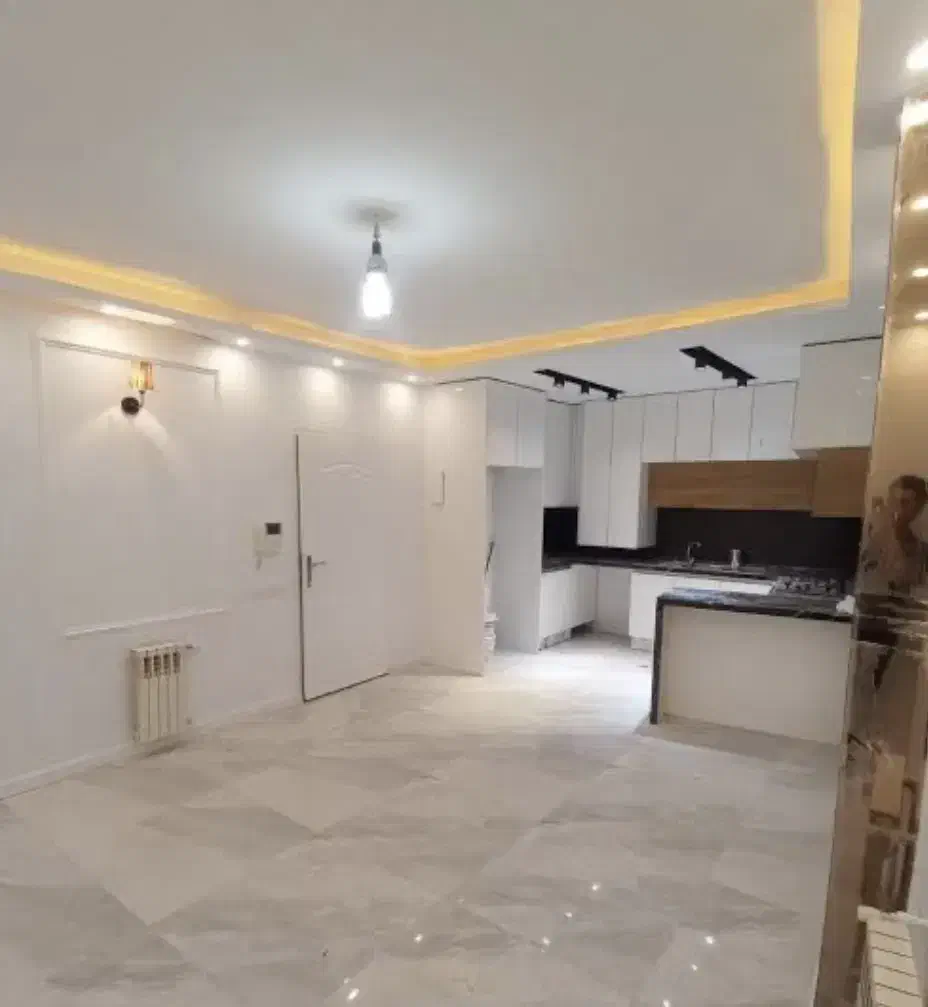 طبقه بالا پارک ماشین لوکس