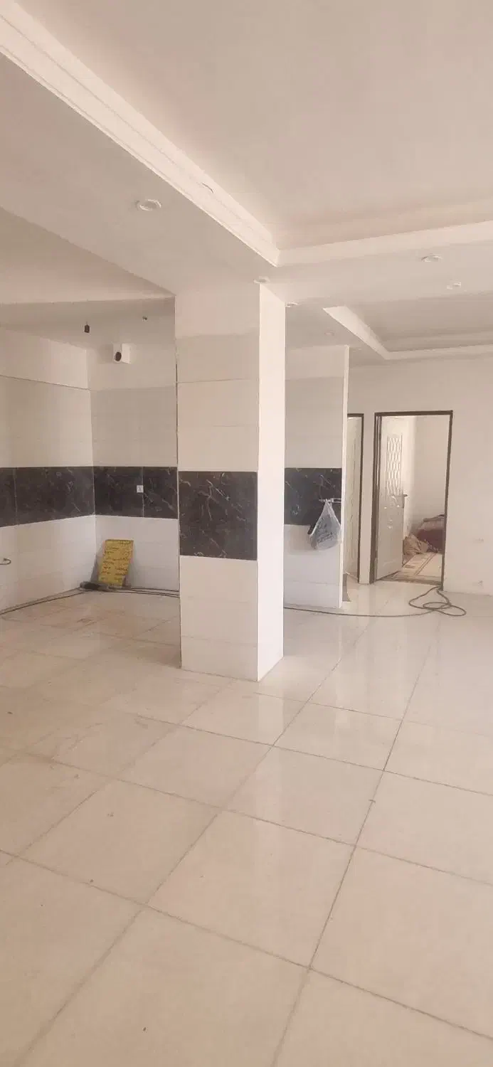 ۱۲۳متر نوساز خام بلوار کشاورز حجاب