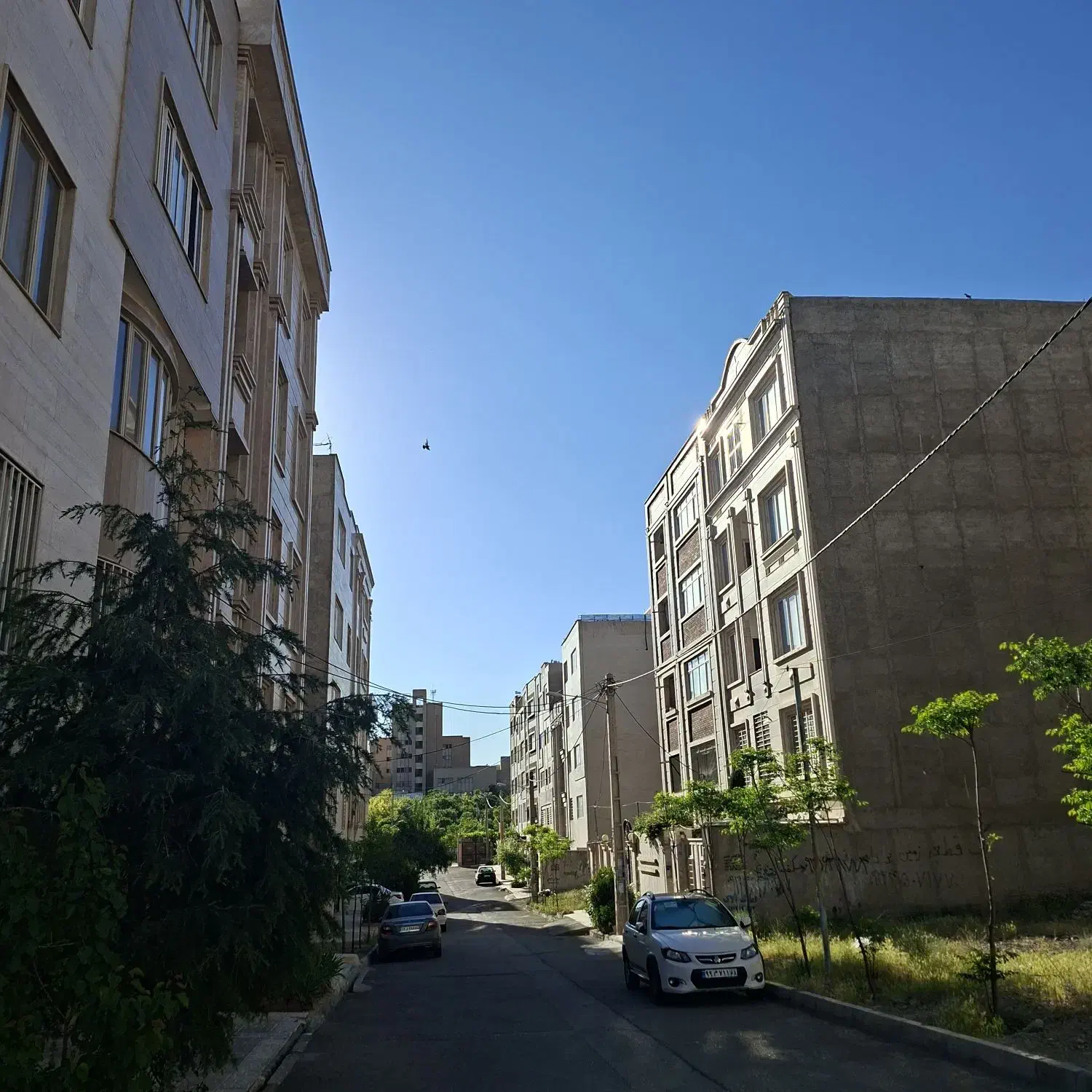 آپارتمان _ ۸۵ متر _ باغستان غربی نیایش