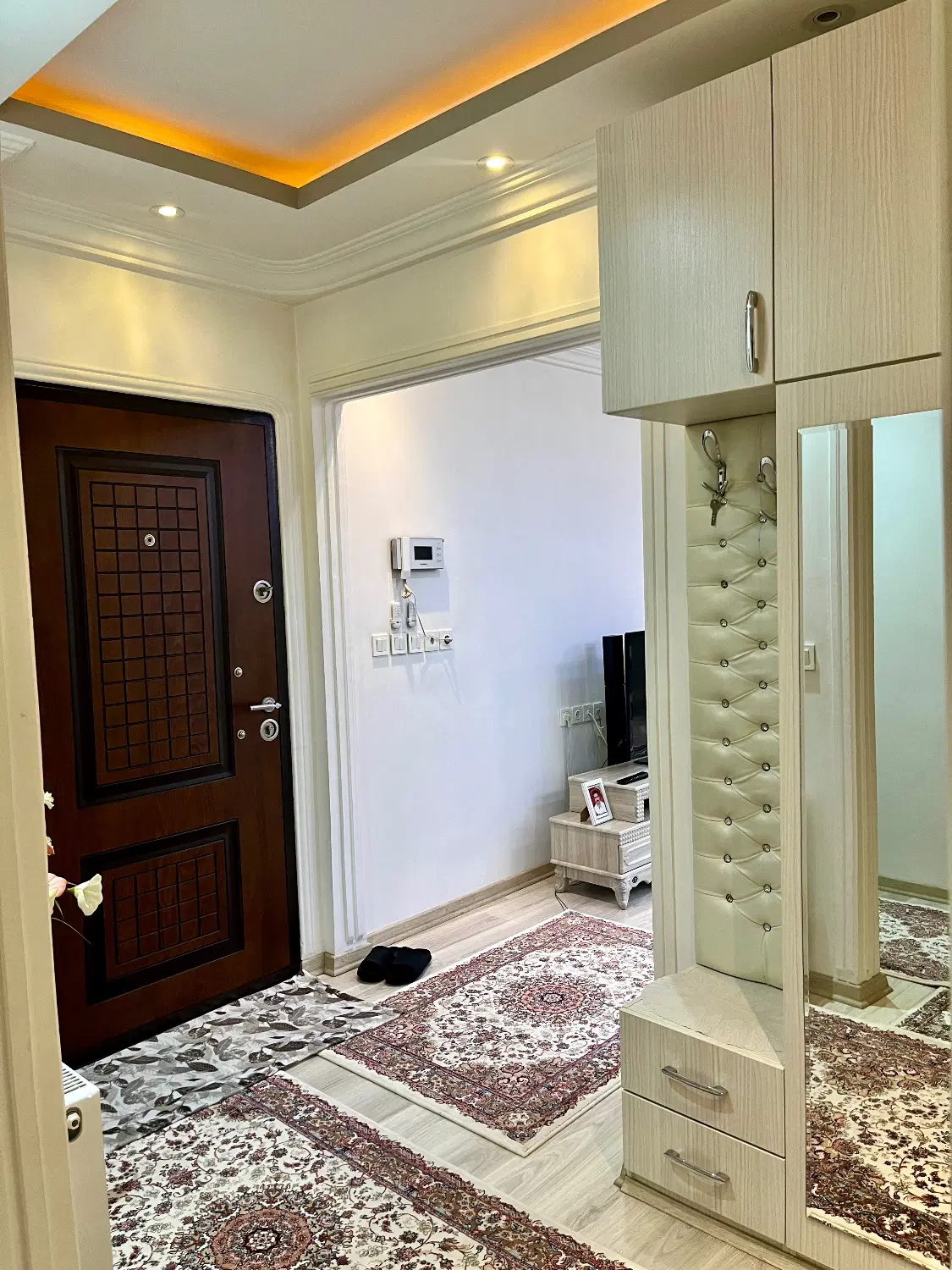 اپارتمان تک واحدی لوکس