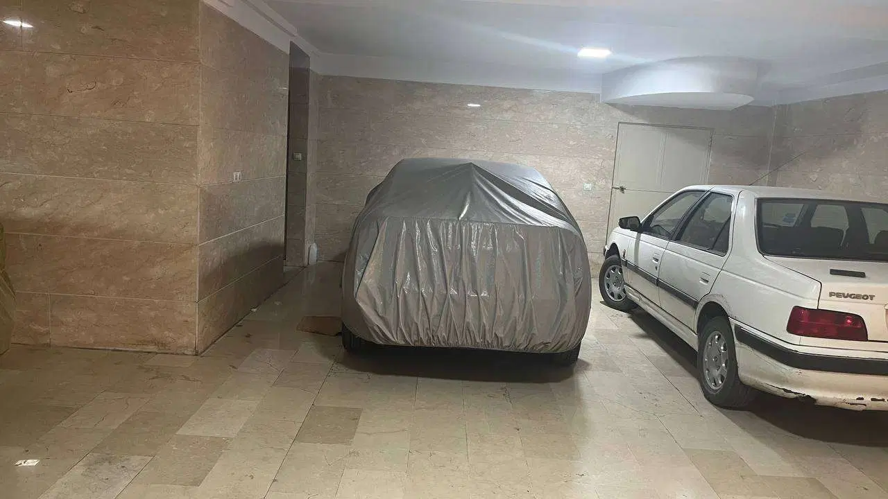 پارکینگ ماشین