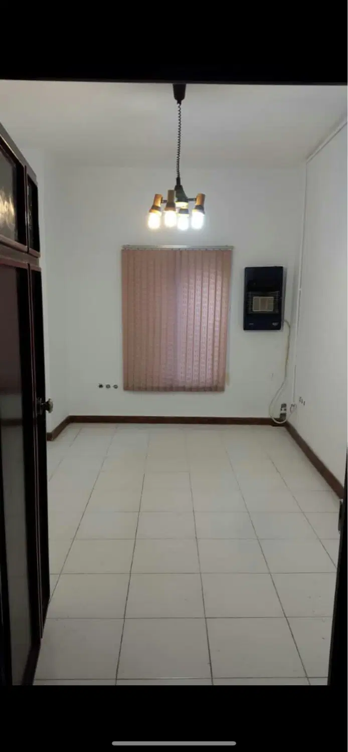 ۴۴متر طبقه اول بر شریعتی نزدیک مترو