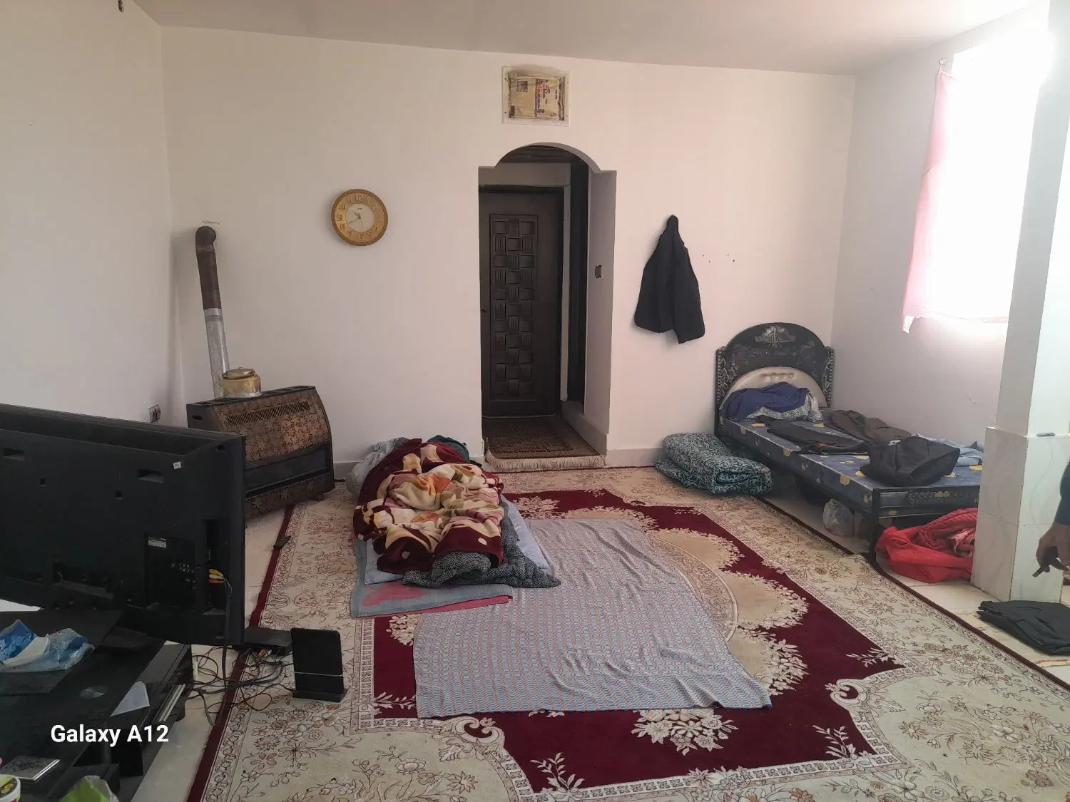 آپارتمان تک واحدی ، دوسر نور