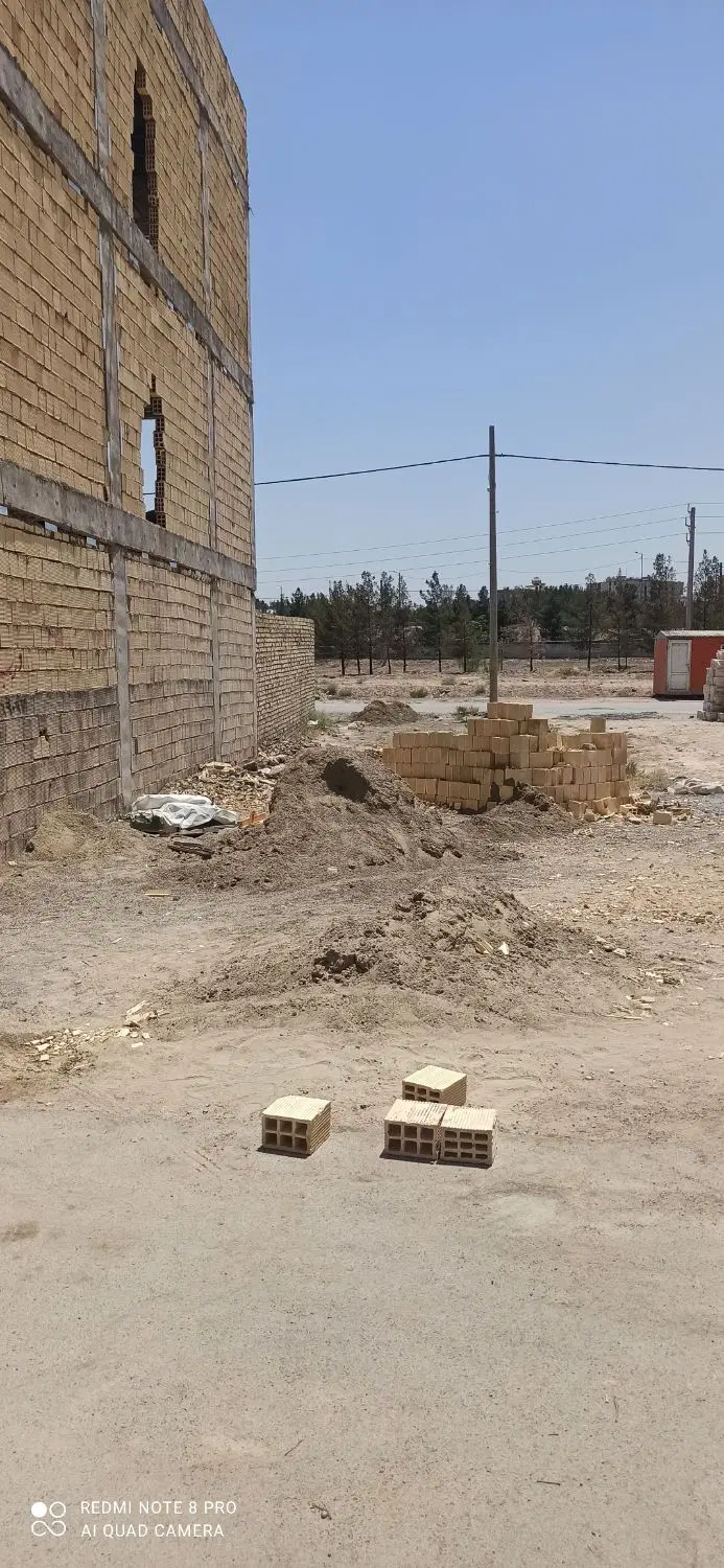 زمین مسکونی شمالی جنوبی