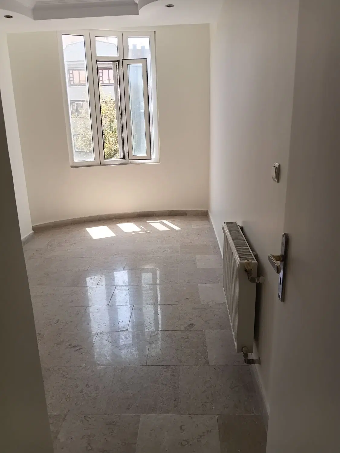 ۱۵۰ مترچهارراه استقلال