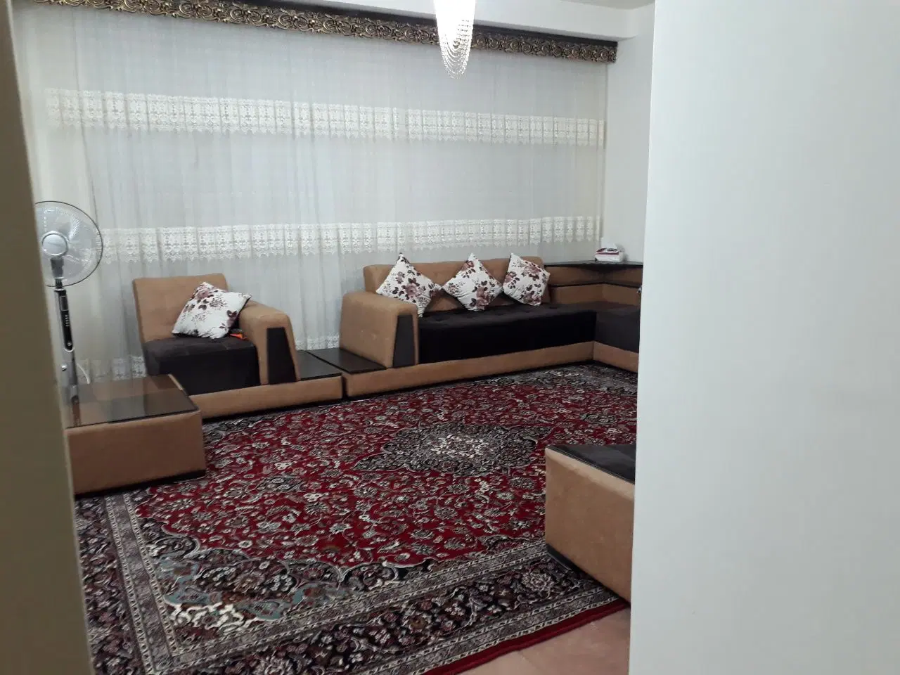 واحد ۷۴ متری الماس پونک